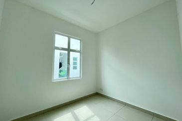 Skudai / Taman Mutiara / Taman Mutiara Bestari 3 @ 2 Storey Cluster House 👍Facing Garden