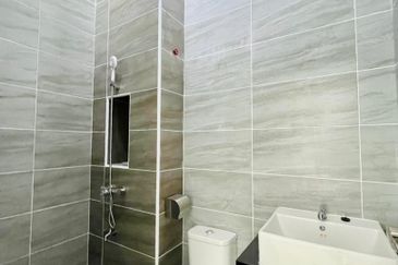 Skudai / Taman Mutiara / Taman Mutiara Bestari 3 @ 2 Storey Cluster House 👍Facing Garden