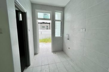 Skudai / Taman Mutiara / Taman Mutiara Bestari 3 @ 2 Storey Cluster House 👍Facing Garden