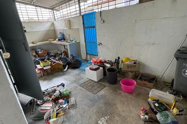 Kulai - Taman Makmur - Jalan Makmur - Single Storey Terrace House 