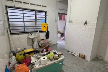 Kulai - Taman Makmur - Jalan Makmur - Single Storey Terrace House 