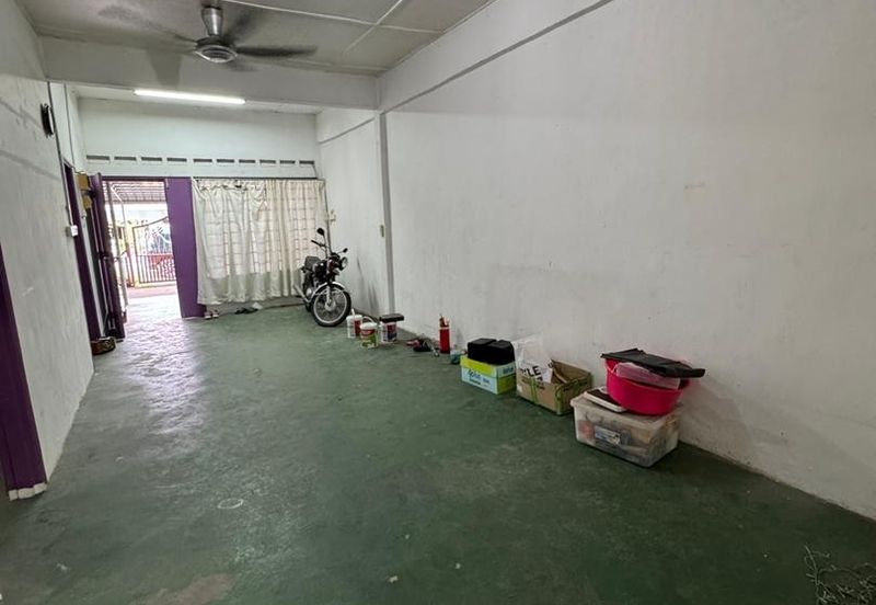 Kulai - Taman Makmur - Jalan Makmur - Single Storey Terrace House 