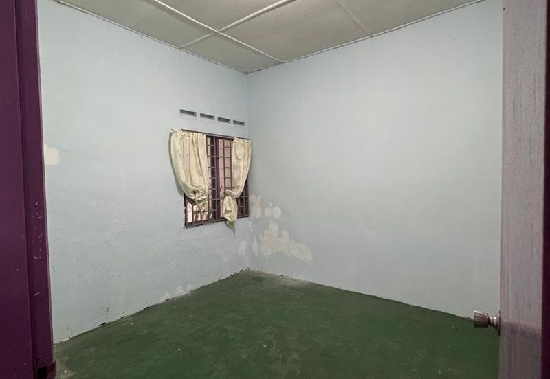 Kulai - Taman Makmur - Jalan Makmur - Single Storey Terrace House 