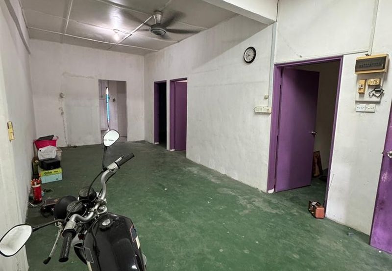 Kulai - Taman Makmur - Jalan Makmur - Single Storey Terrace House 