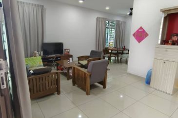 Kulai - Taman Impiana Kelapa Sawit - Double Storey Terrace House (Corner Lot)
