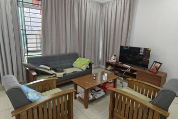 Kulai - Taman Impiana Kelapa Sawit - Double Storey Terrace House (Corner Lot)