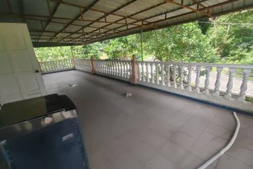 Kulai - Senai / Saleng - Taman Muhibah - Double Storey Corner Lot 
