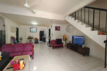 Kulai - Senai / Saleng - Taman Muhibah - Double Storey Corner Lot 