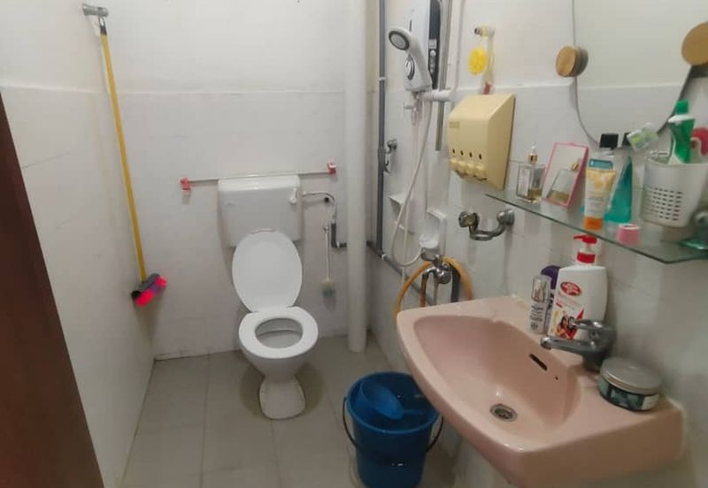 Kulai - Senai / Saleng - Taman Muhibah - Double Storey Corner Lot 