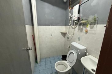 Skudai @  Bandar Selesa Jaya - Jalan Silat Lincah - Villa Krystal Corner lot unit