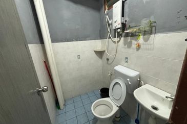 Skudai @  Bandar Selesa Jaya - Jalan Silat Lincah - Villa Krystal Corner lot unit