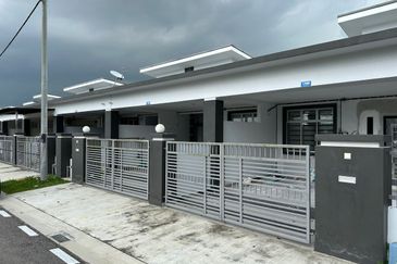 Kulai -Bandar Putra - Jalan Murai - Single Storey House