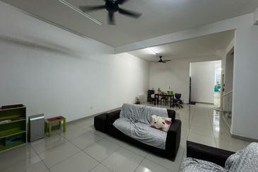Kulai Bandar Putra - Jalan Tualang  - double storey house