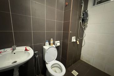 Kulai Bandar Putra - Jalan Tualang  - double storey house