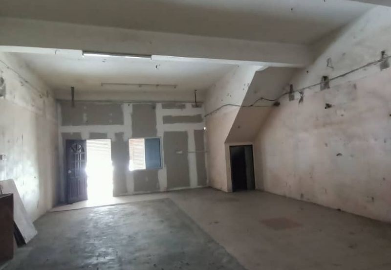 Kulai Senai Saleng - Taman Mesra - Jalan Cermai 2 - Double Storey Shoplot