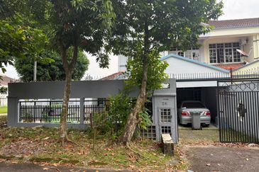 Gelang Patah - Taman.Nusa Perintis 1 - Jalan Nusa Perintis - Double Storey House Unblock Unit