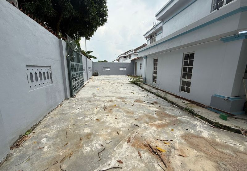 Gelang Patah - Taman.Nusa Perintis 1 - Jalan Nusa Perintis - Double Storey House Unblock Unit