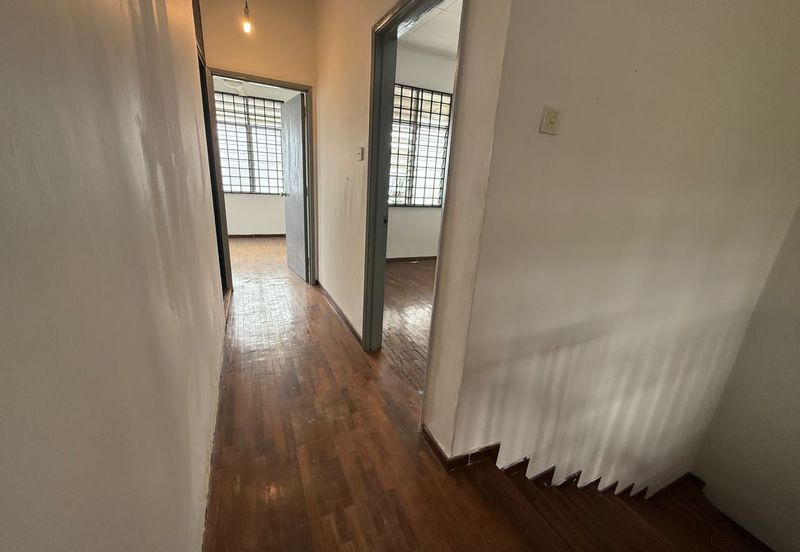 Gelang Patah - Taman.Nusa Perintis 1 - Jalan Nusa Perintis - Double Storey House Unblock Unit