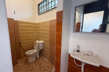 Gelang Patah - Taman.Nusa Perintis 1 - Jalan Nusa Perintis - Double Storey House Unblock Unit