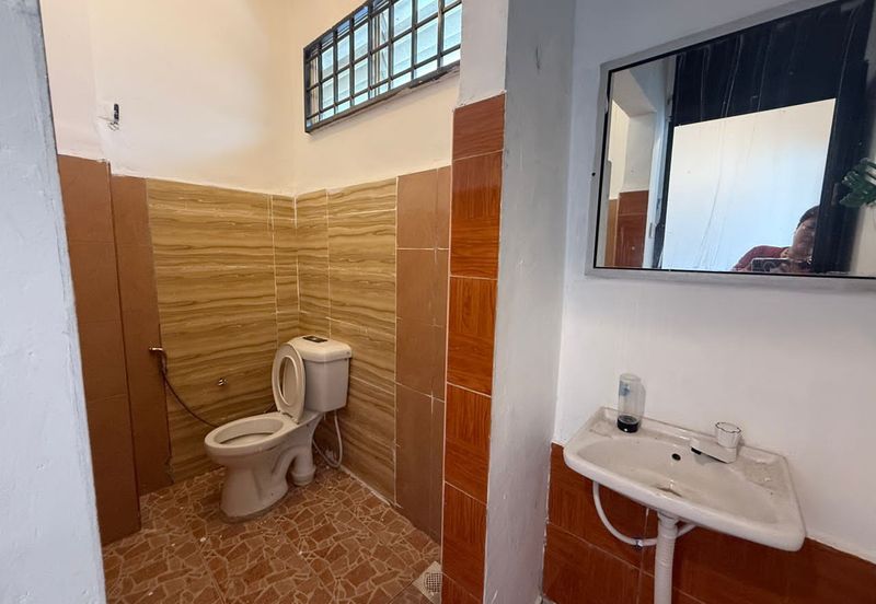 Gelang Patah - Taman.Nusa Perintis 1 - Jalan Nusa Perintis - Double Storey House Unblock Unit