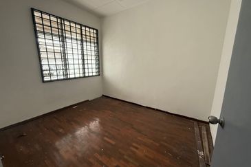 Gelang Patah - Taman.Nusa Perintis 1 - Jalan Nusa Perintis - Double Storey House Unblock Unit