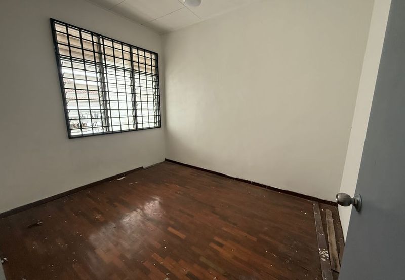 Gelang Patah - Taman.Nusa Perintis 1 - Jalan Nusa Perintis - Double Storey House Unblock Unit