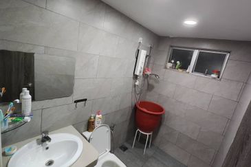 JB - Taman Larkin Idaman - Jalan Idaman Utama - M TIARA Apartment Larkin 