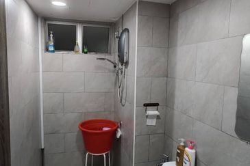 JB - Taman Larkin Idaman - Jalan Idaman Utama - M TIARA Apartment Larkin 