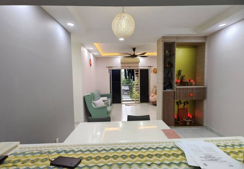 JB - Taman Larkin Idaman - Jalan Idaman Utama - M TIARA Apartment Larkin 