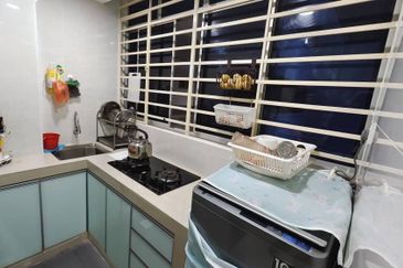 JB - Taman Larkin Idaman - Jalan Idaman Utama - M TIARA Apartment Larkin 