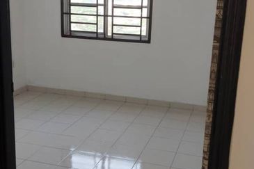 Johor Bahru - Nusa Bestari - Villa Bestari Apartment