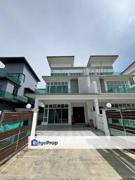 Skudai Tmn Mutiara Bestari   ▪️Triple Storey Cluster House , Johor, Skudai