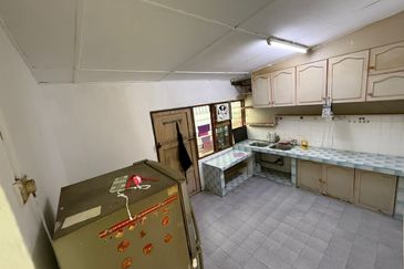 Skudai -  Taman Sri pulai - Jalan Pakis - Single Storey LowCost