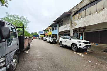 JB Desa Jaya - Jalan Permatang 13 - Double Storey Shoplot