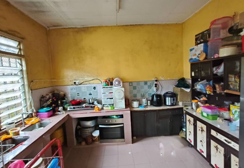 Kota Tinggi - Tmn Sri Saujana - Single storey terrace house corner