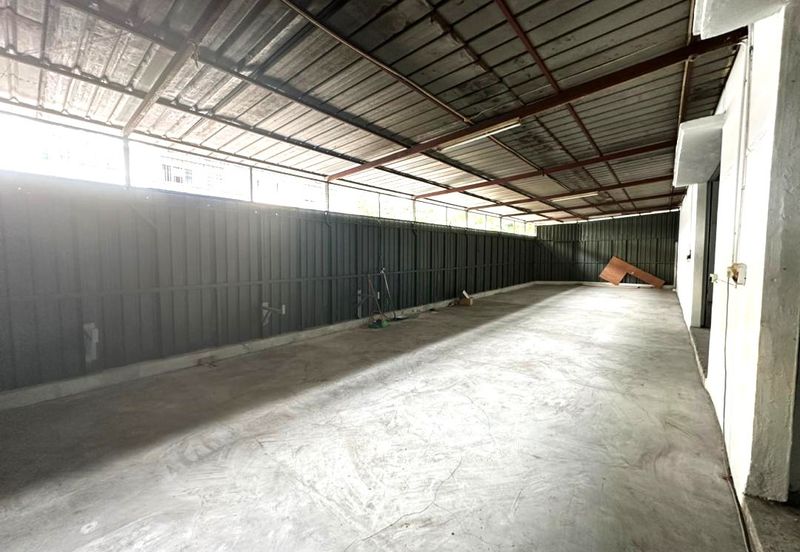 JB Tampoi - Jalan Tampoi, Kawasan Perindustrian - 2.5 Storey Corner Factory