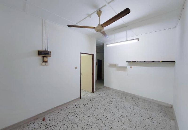 Kulai - Senai -  Taman Aman - Jalan Bunga Melati - Single Storey Low Cost Terrace House