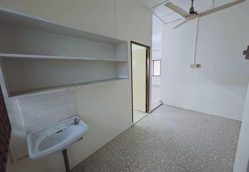 Kulai - Senai -  Taman Aman - Jalan Bunga Melati - Single Storey Low Cost Terrace House