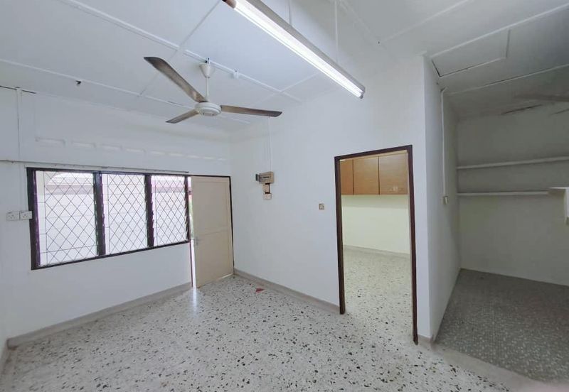 Kulai - Senai -  Taman Aman - Jalan Bunga Melati - Single Storey Low Cost Terrace House