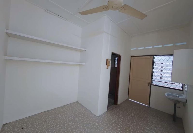 Kulai - Senai -  Taman Aman - Jalan Bunga Melati - Single Storey Low Cost Terrace House