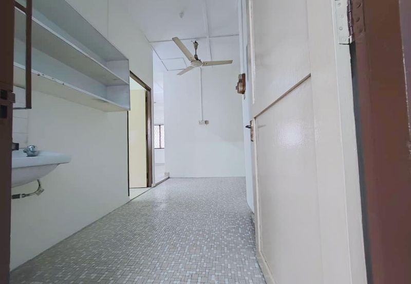 Kulai - Senai -  Taman Aman - Jalan Bunga Melati - Single Storey Low Cost Terrace House