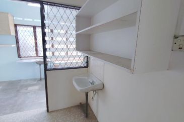 Kulai - Senai -  Taman Aman - Jalan Bunga Melati - Single Storey Low Cost Terrace House