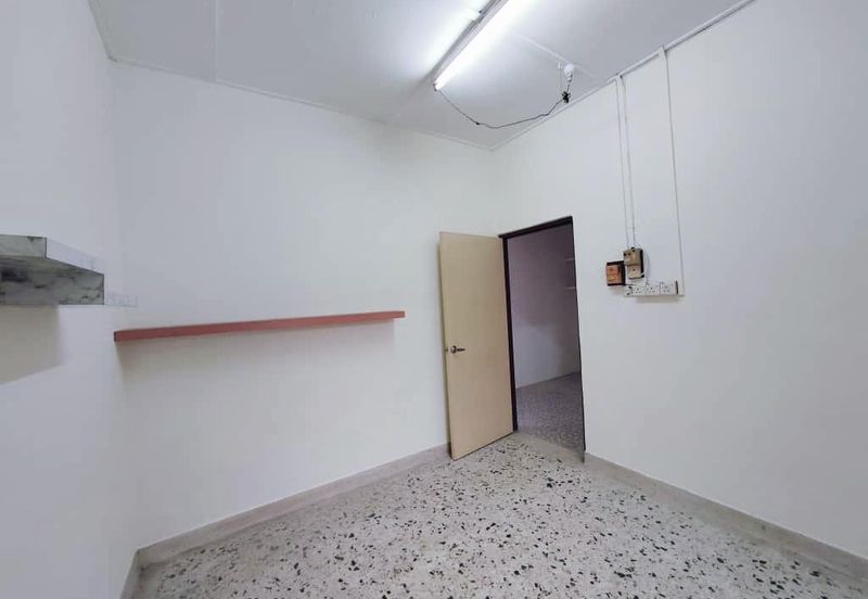 Kulai - Senai -  Taman Aman - Jalan Bunga Melati - Single Storey Low Cost Terrace House