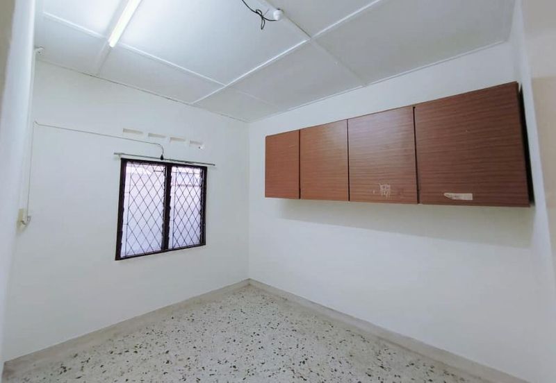 Kulai - Senai -  Taman Aman - Jalan Bunga Melati - Single Storey Low Cost Terrace House