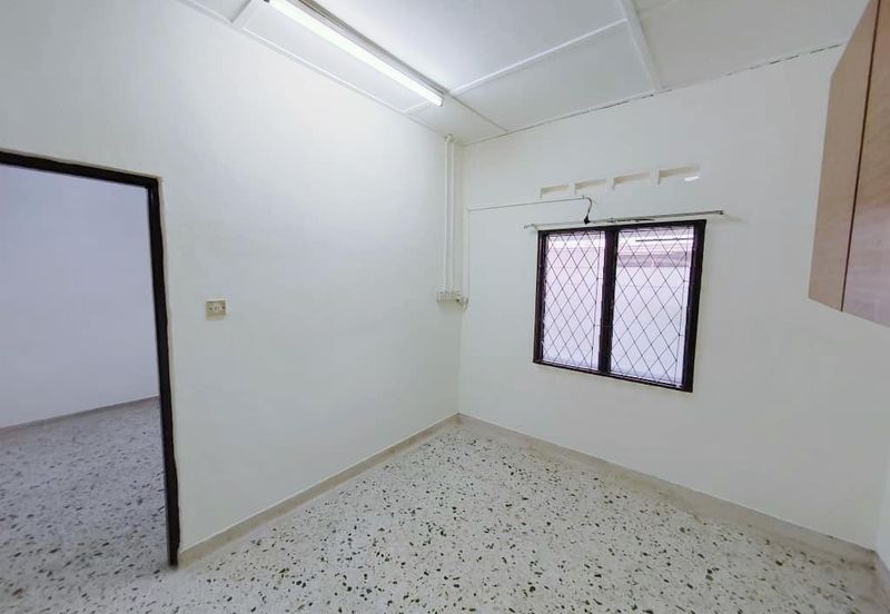 Kulai - Senai -  Taman Aman - Jalan Bunga Melati - Single Storey Low Cost Terrace House