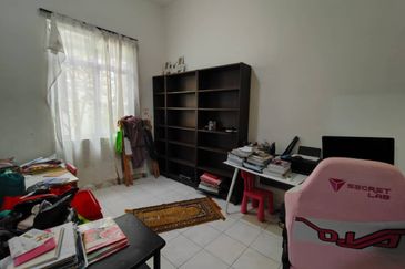 Kulai - Bandar Putra - Jalan Mewah Utama - Summit Park - Double Storey Cluster House Endlot