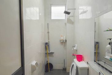 Kulai - Bandar Putra - Jalan Mewah Utama - Summit Park - Double Storey Cluster House Endlot