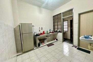 Kulai - Bandar Putra - Jalan Merbuk - Single Storey Terrace House