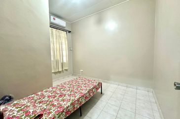 Kulai - Bandar Putra - Jalan Merbuk - Single Storey Terrace House