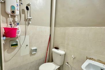 Kulai - Bandar Putra - Jalan Merbuk - Single Storey Terrace House